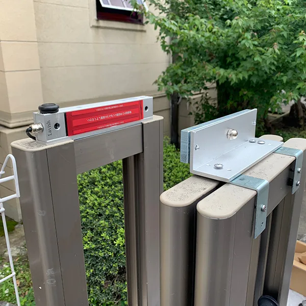 アコーディオンゲート